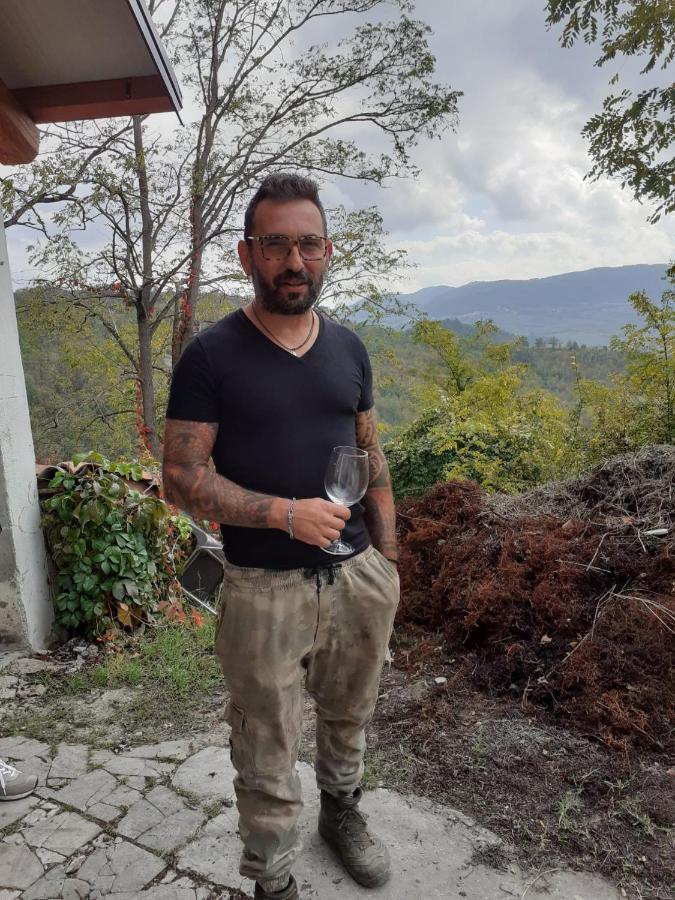 Oasi Di Mastarone - Il Vino E Le Rose Villa Momperone Екстериор снимка